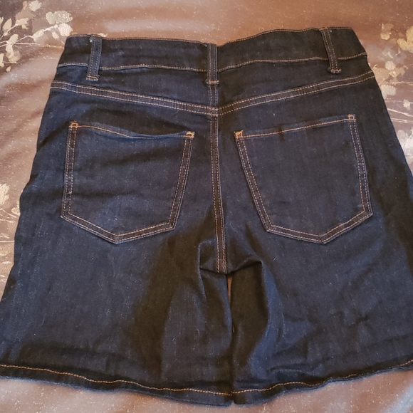 Maurices shorts - Picture 3 of 3